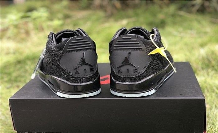 Jordan 4s Black Cat