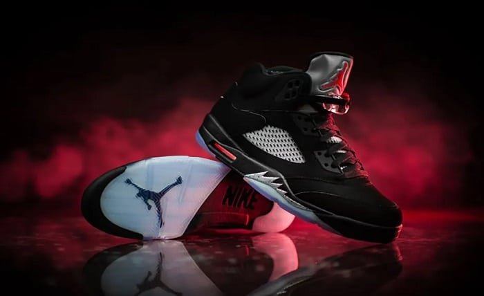 Jordan 5 Black Cat